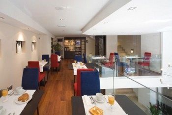 Hotel Arena Gijón Extérieur photo